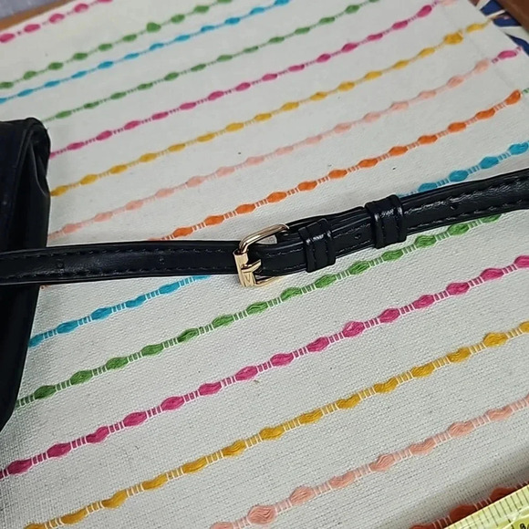 STEVE MADDEN CROSSBODY PURSE - Picture 10 of 11